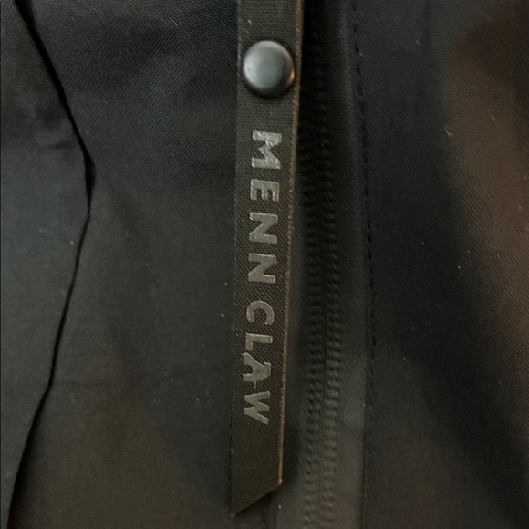 Men's Black Ski Jacket with Green Interior - Picture 2 of 7